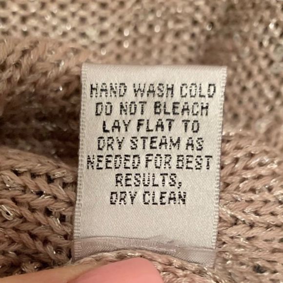 WD.NY New Top Short Sleeve Knit NWT Sweater Gold Sequins Dressy Size Medium - Picture 5 of 6